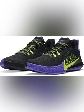 Nike Kobe Mamba Fury Black & Lemon Venom, size 6.5 men’s/8 women’s/5 youth NWT